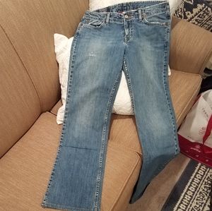 LUCKY BRAND 4/27 jeans by Gene Montesano